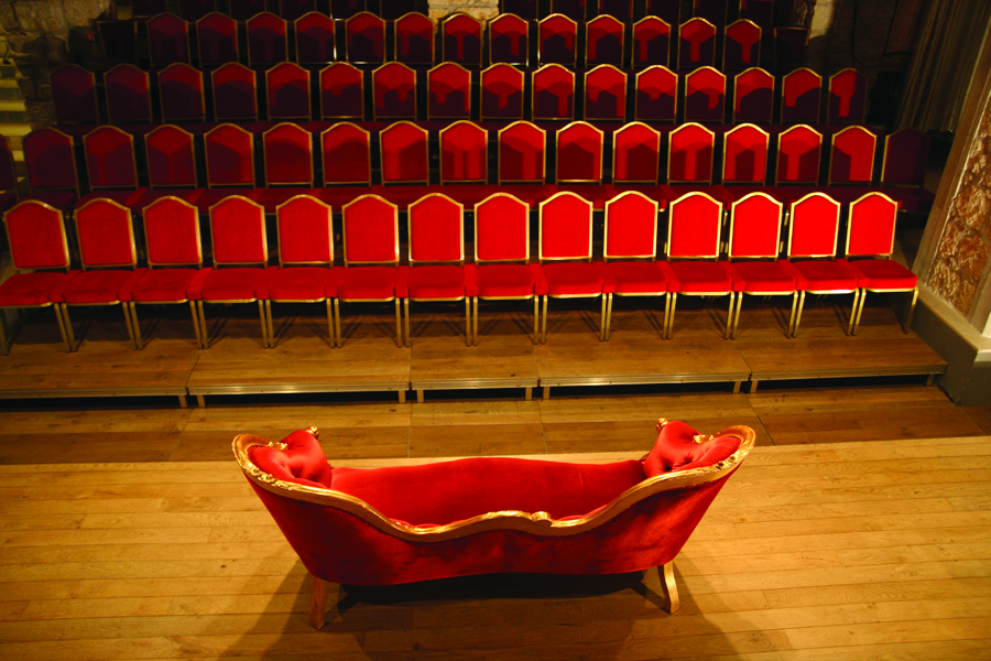 November at the Théâtre des Muses